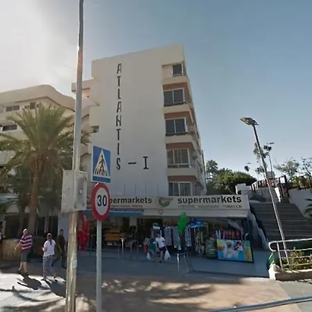 Atlantis - Yumbo Ii * Playa del Ingles (Gran Canaria)
